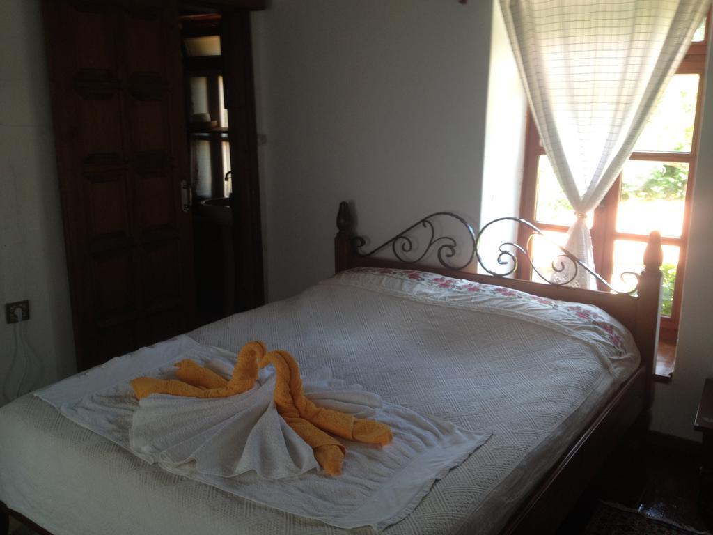 Salkim Konak Ve Agac Evler Selçuk Quarto foto